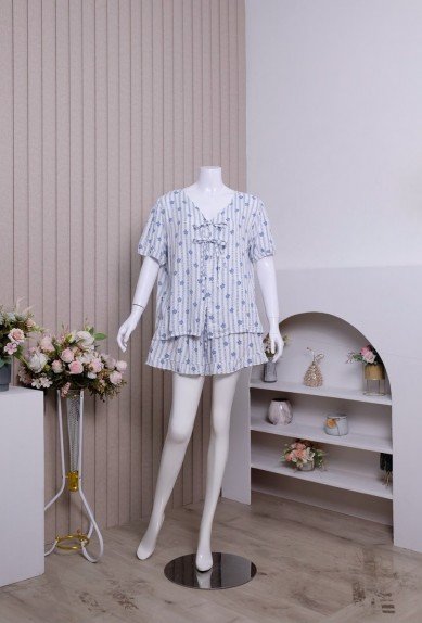 Zoraya Ellen Set Jumbo Setelan Wanita Piyama Celana Pendek OneSet Tangan Pendek Pajamas Terbaru Hotpants Kekinian Baju Kancing Zoraya Ellen Set Jumbo Setelan Wanita Piyama Celana Pendek OneSet Tangan Pendek Pajamas Terbaru Hotpants Kekinian Baju Kancing